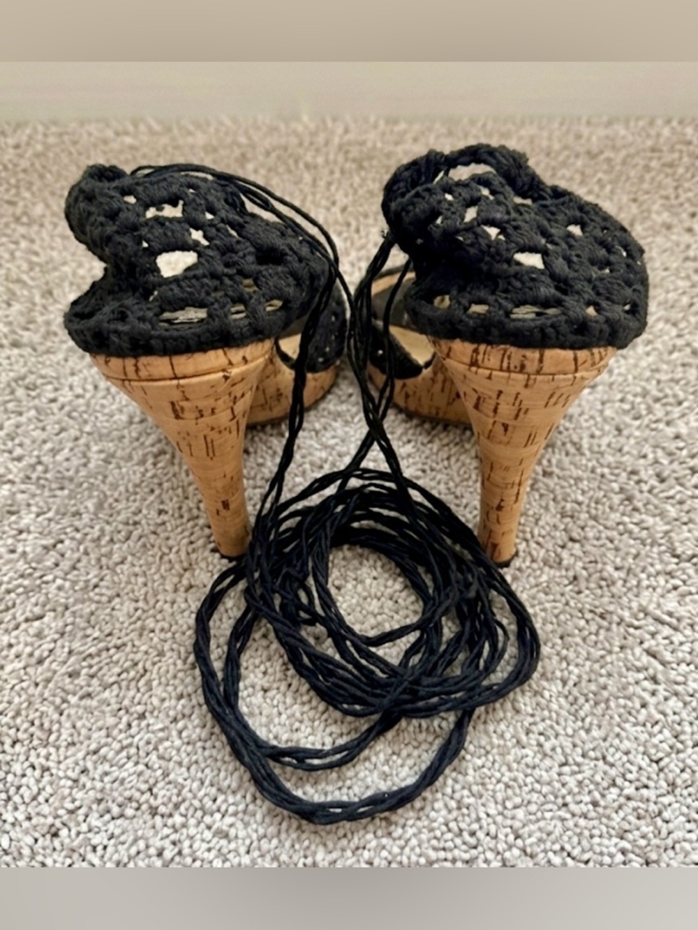 Michael Kors Black Crochet Lace Up Cork Wedges Heels Size 11 - Picture 4 of 11